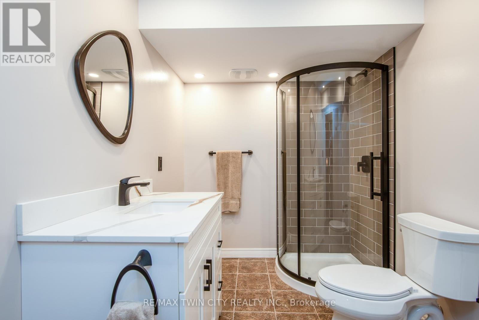 148 Winding Wood Crescent, Kitchener, Ontario  N2P 2L6 - Photo 40 - X12642346