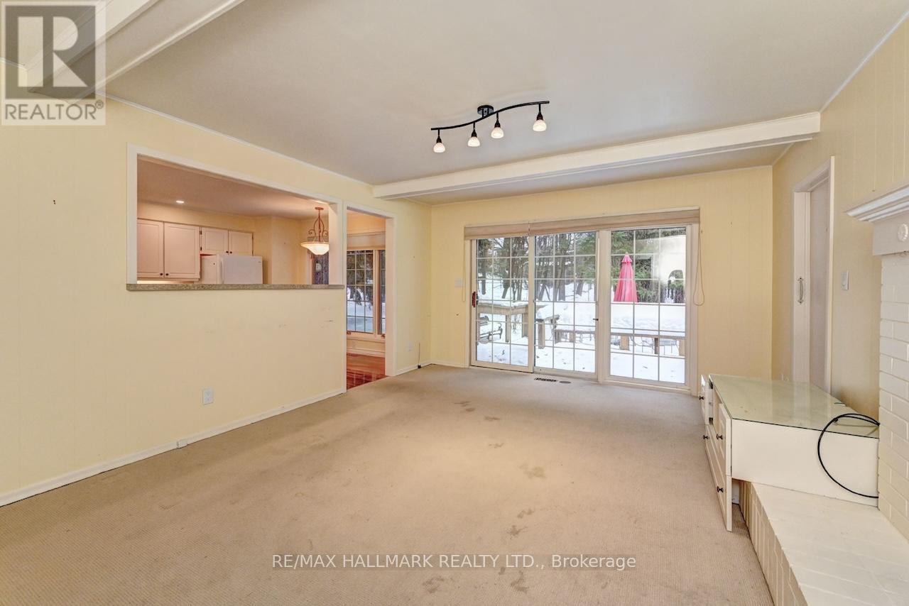 54 Ashton Crescent, Waterloo, Ontario  N2L 1P9 - Photo 11 - X12638126