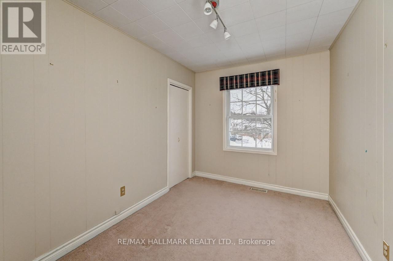 54 Ashton Crescent, Waterloo, Ontario  N2L 1P9 - Photo 25 - X12638126