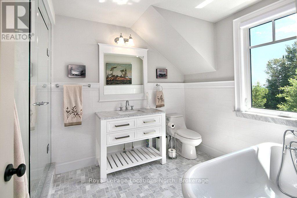 376 Sunset Boulevard, Blue Mountains, Ontario  N0H 2P0 - Photo 25 - X12642358