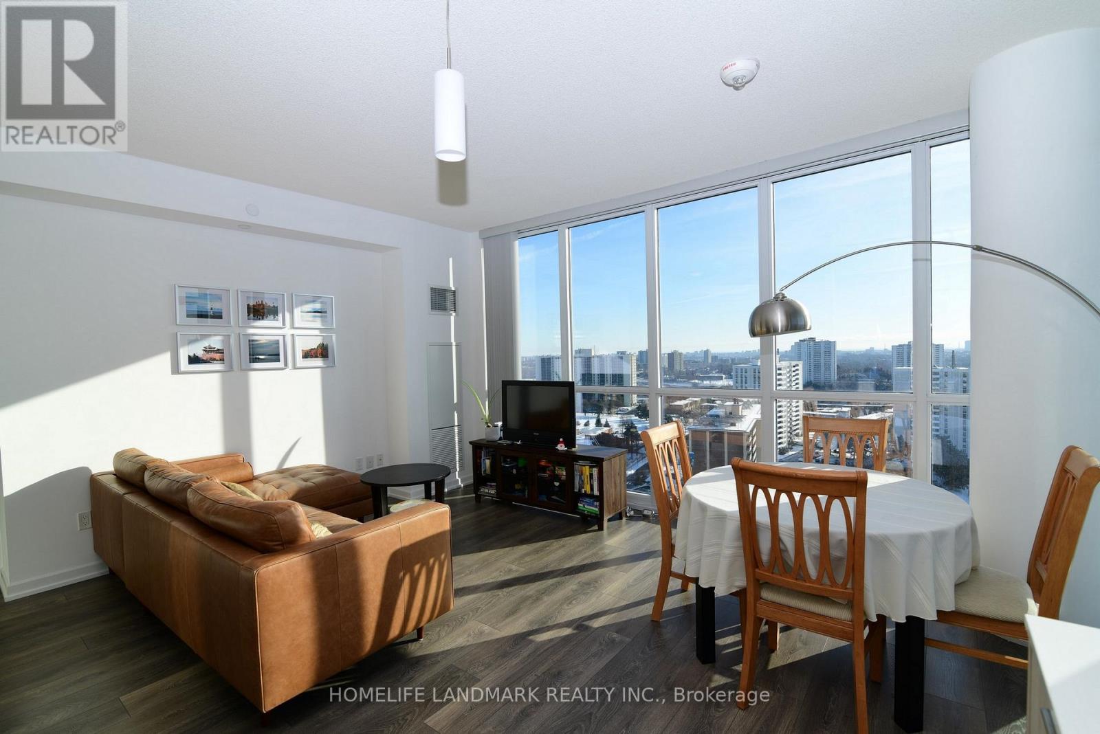 1802 - 50 Forest Manor Road, Toronto, Ontario  M2J 0E3 - Photo 6 - C12642372