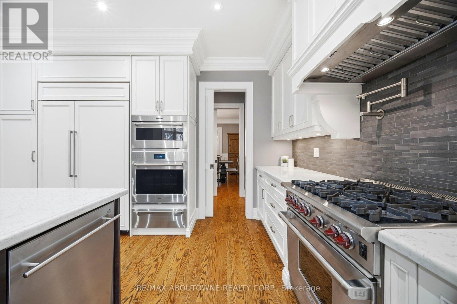 1271 Mineola Gardens, Mississauga, Ontario  L5G 3Y5 - Photo 16 - W12639148