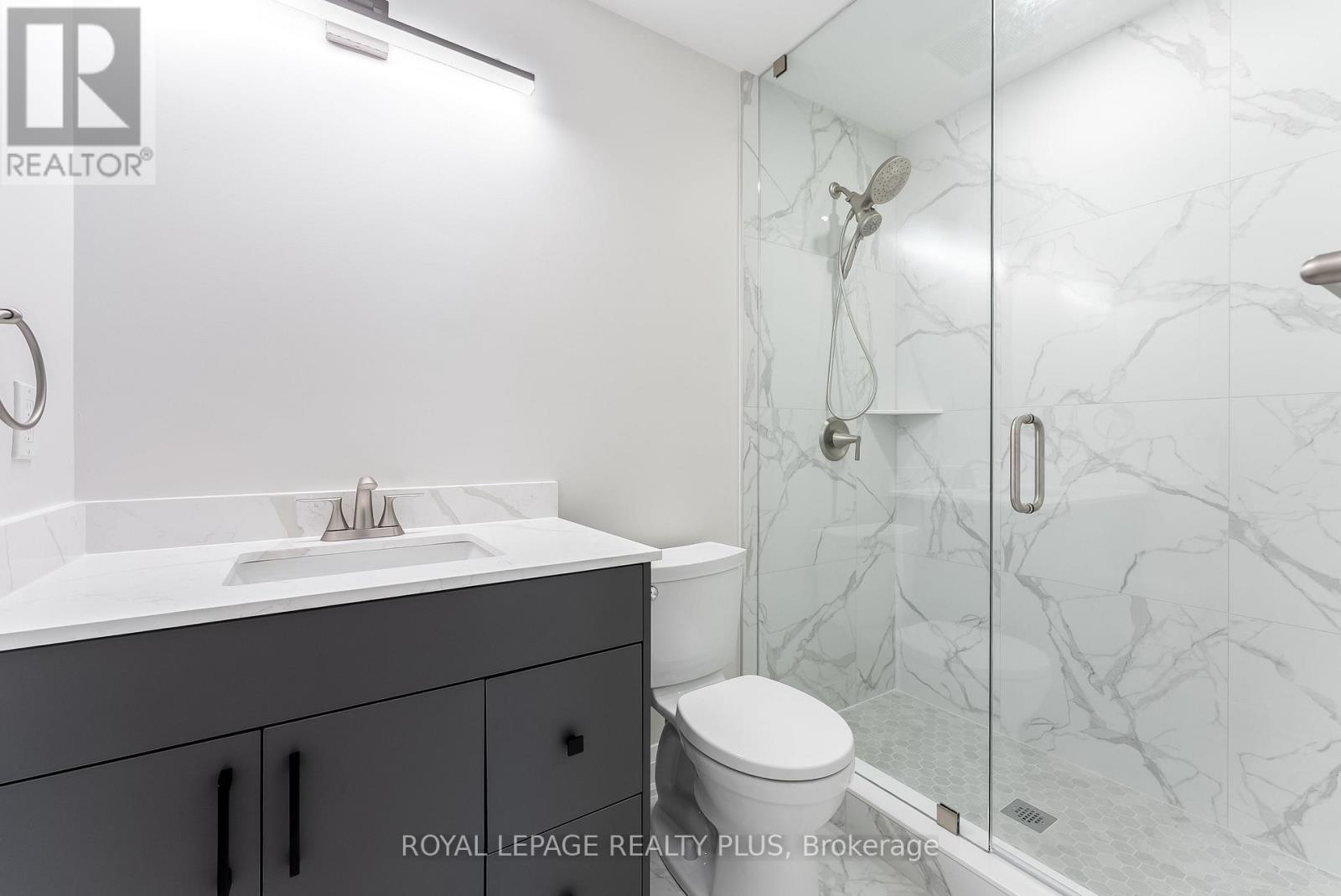 806 - 40 Old Mill Road, Oakville, Ontario  L6J 7W3 - Photo 7 - W12642366