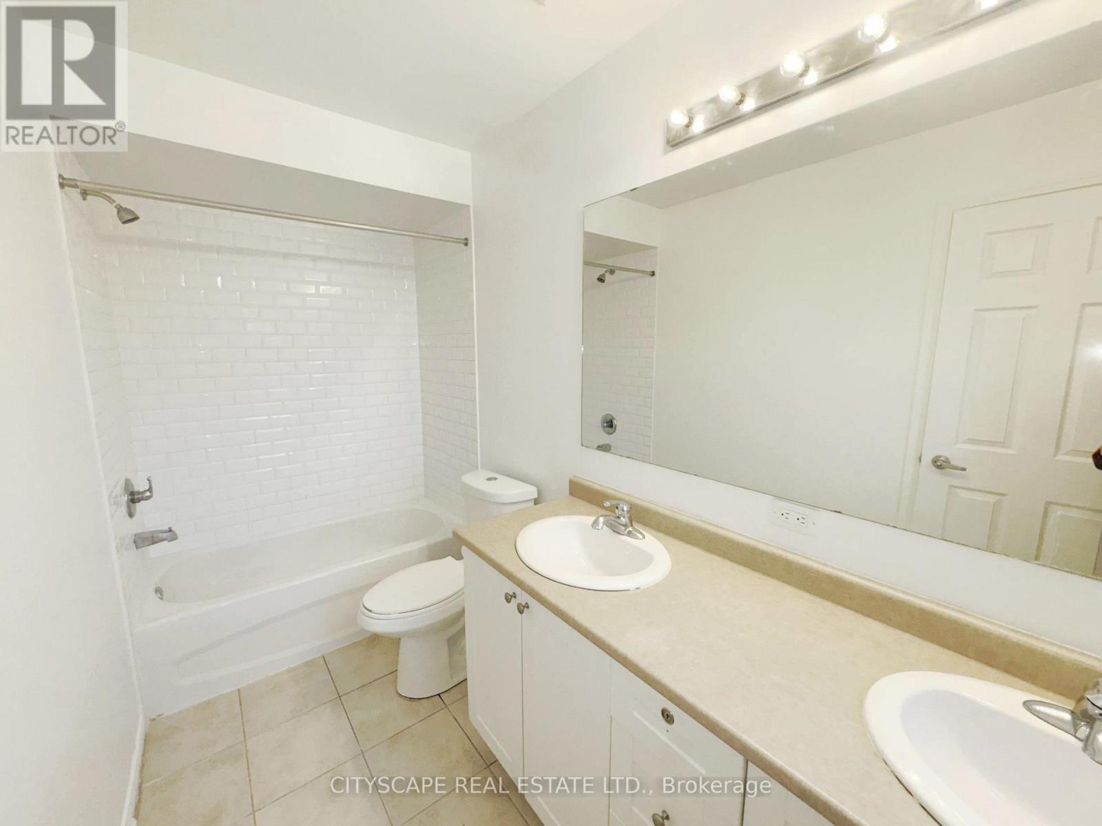 64 Honeyview Trail, Brampton, Ontario  L6P 4A4 - Photo 16 - W12642370