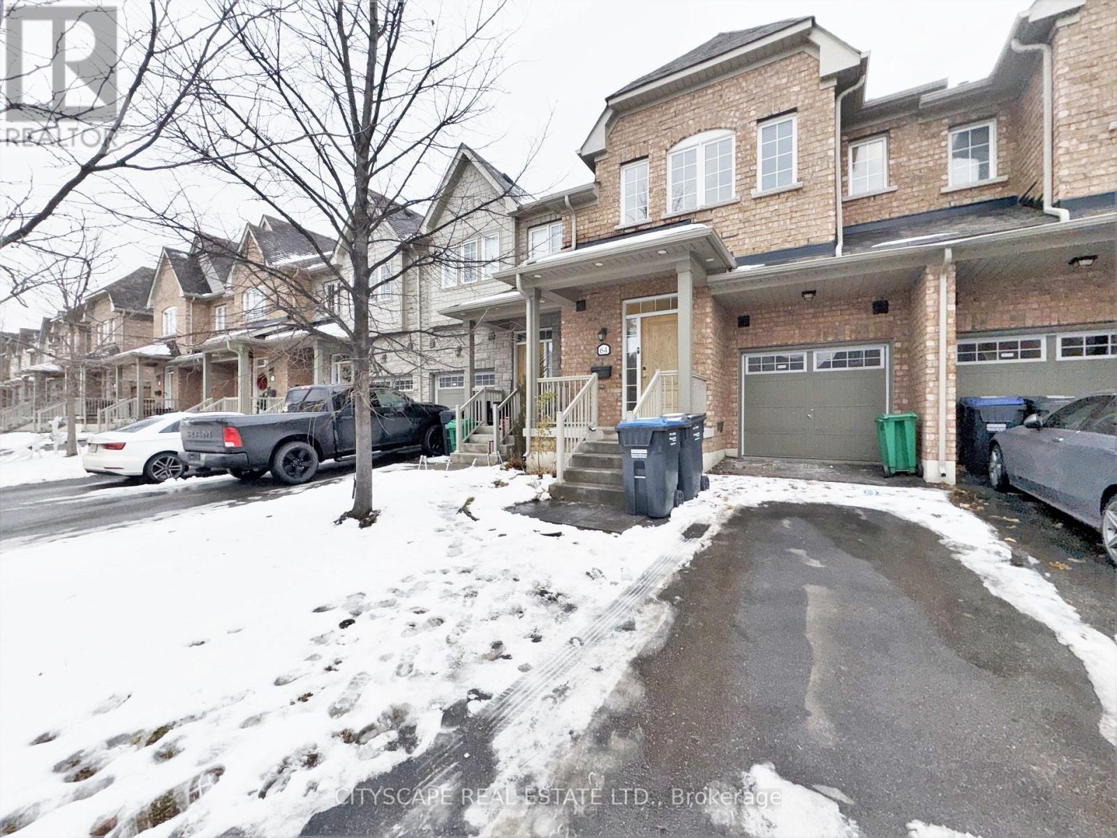 64 Honeyview Trail, Brampton, Ontario  L6P 4A4 - Photo 2 - W12642370