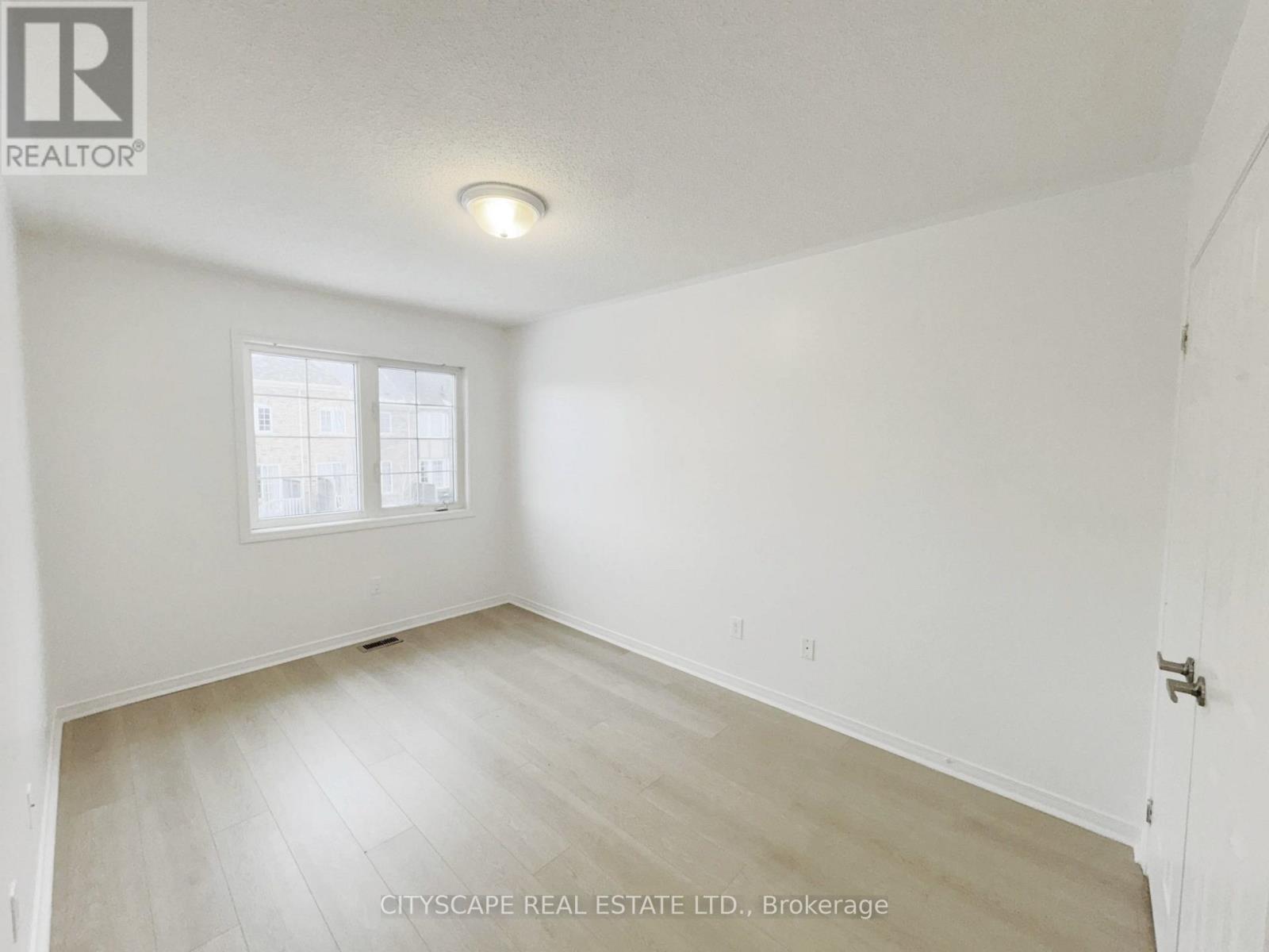 64 Honeyview Trail, Brampton, Ontario  L6P 4A4 - Photo 22 - W12642370