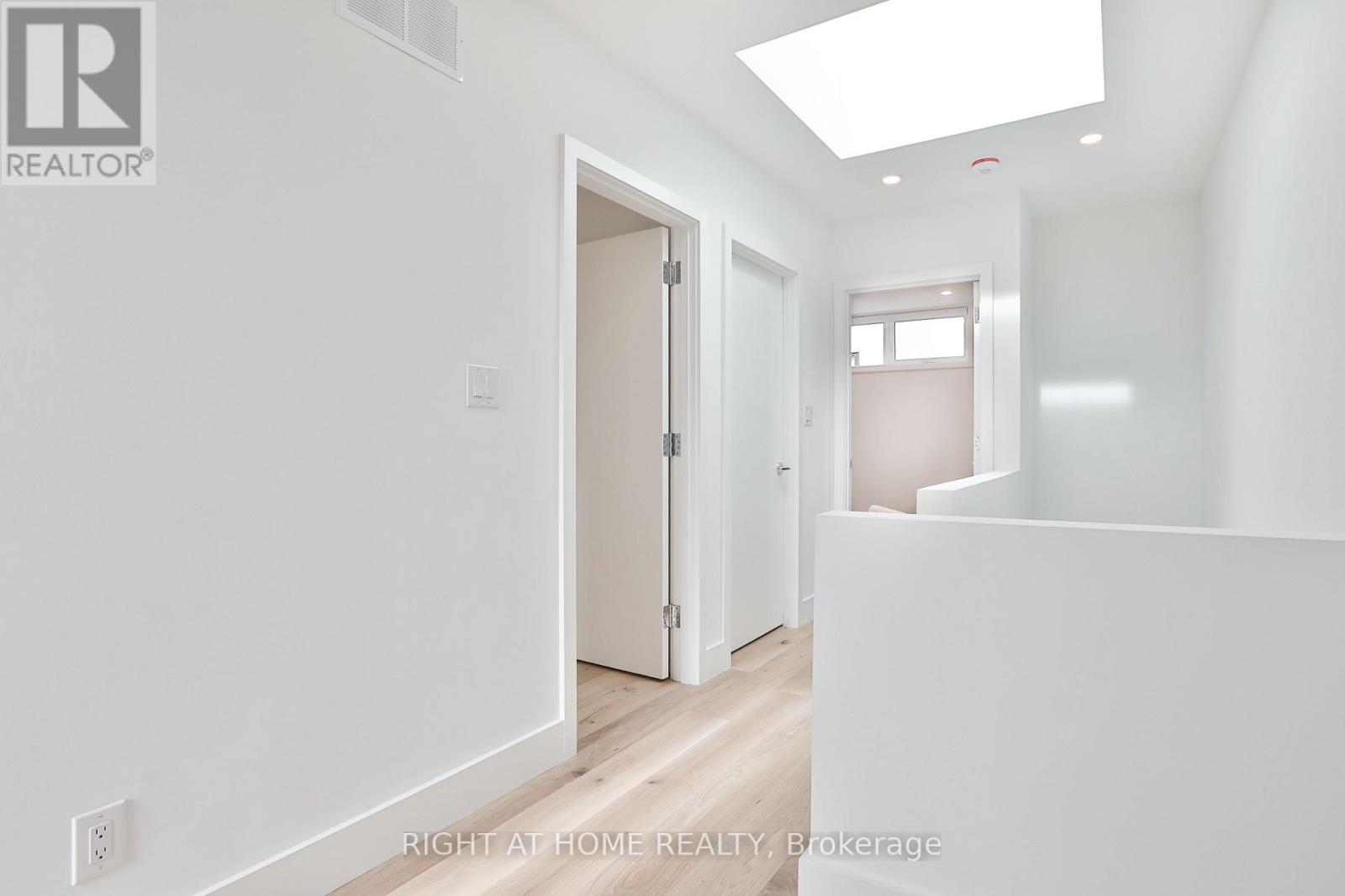 Laneway - Unit #4 - 68 Foxley Street, Toronto, Ontario  M6J 1R2 - Photo 14 - C12485505