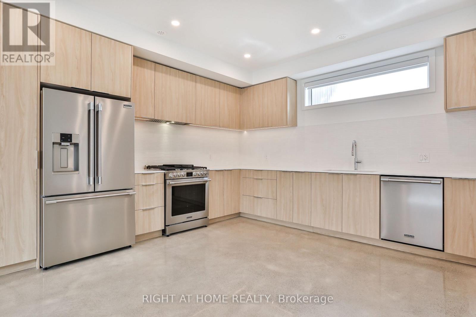 Laneway - Unit #4 - 68 Foxley Street, Toronto, Ontario  M6J 1R2 - Photo 5 - C12485505