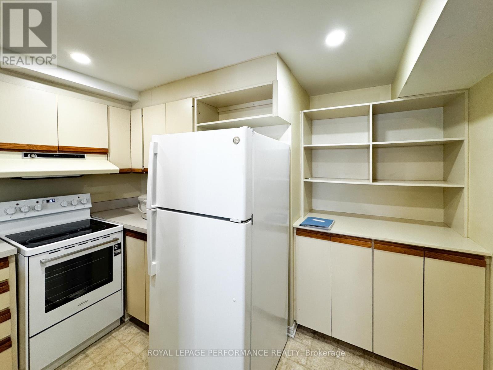 3 - 144 Keefer Street, Ottawa, Ontario  K1M 2B6 - Photo 6 - X12642380