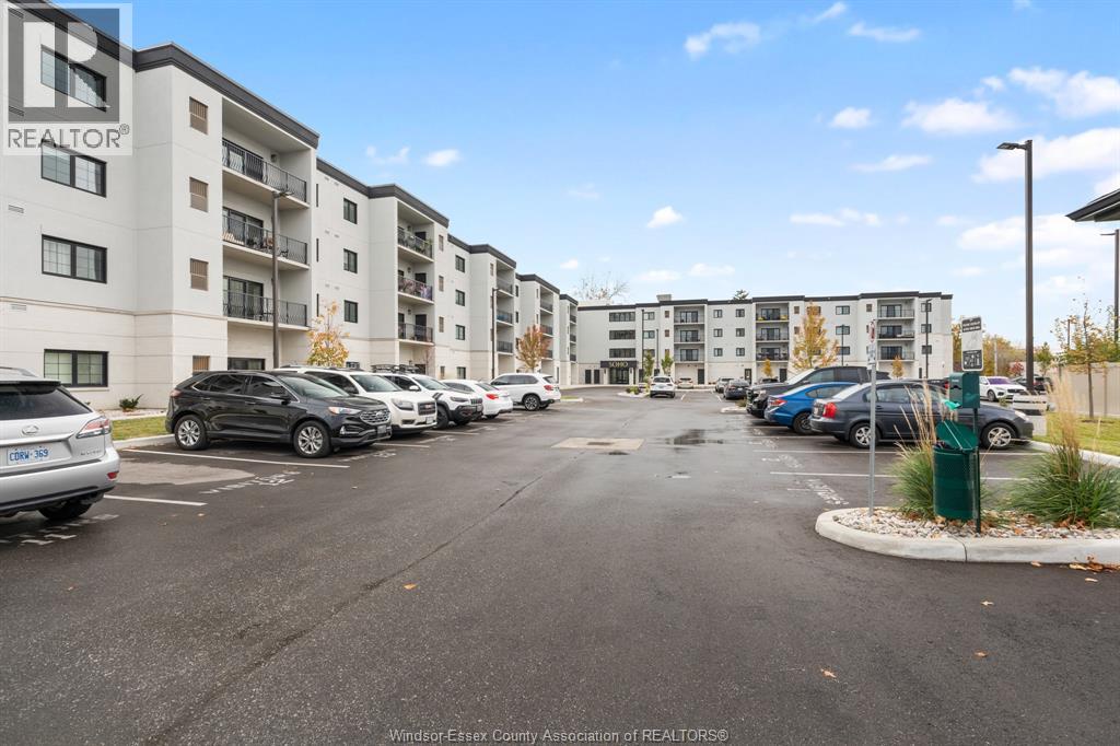 3817 Howard Ave Avenue Unit# 317, Windsor, Ontario  N9E 0B5 - Photo 2 - 25031860