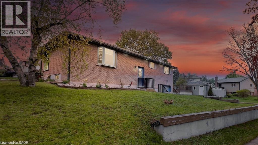 152 Anvil Street, Kitchener, Ontario  N2P 1Y3 - Photo 1 - 40794402