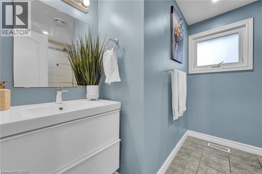 152 Anvil Street, Kitchener, Ontario  N2P 1Y3 - Photo 24 - 40794402