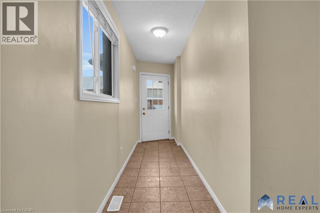 15 Curzon Crescent, Guelph, Ontario  N1K 1Z8 - Photo 7 - 40794438