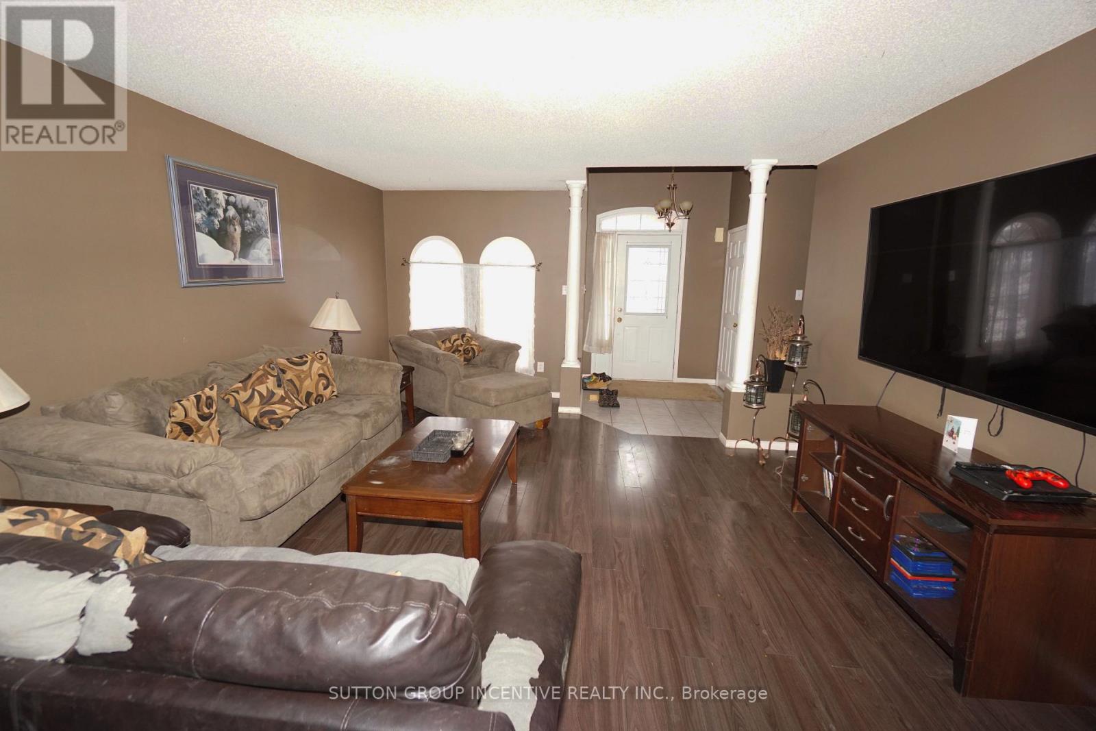 1841 Mill Street, Innisfil, Ontario  L9S 1Z9 - Photo 11 - N12642376