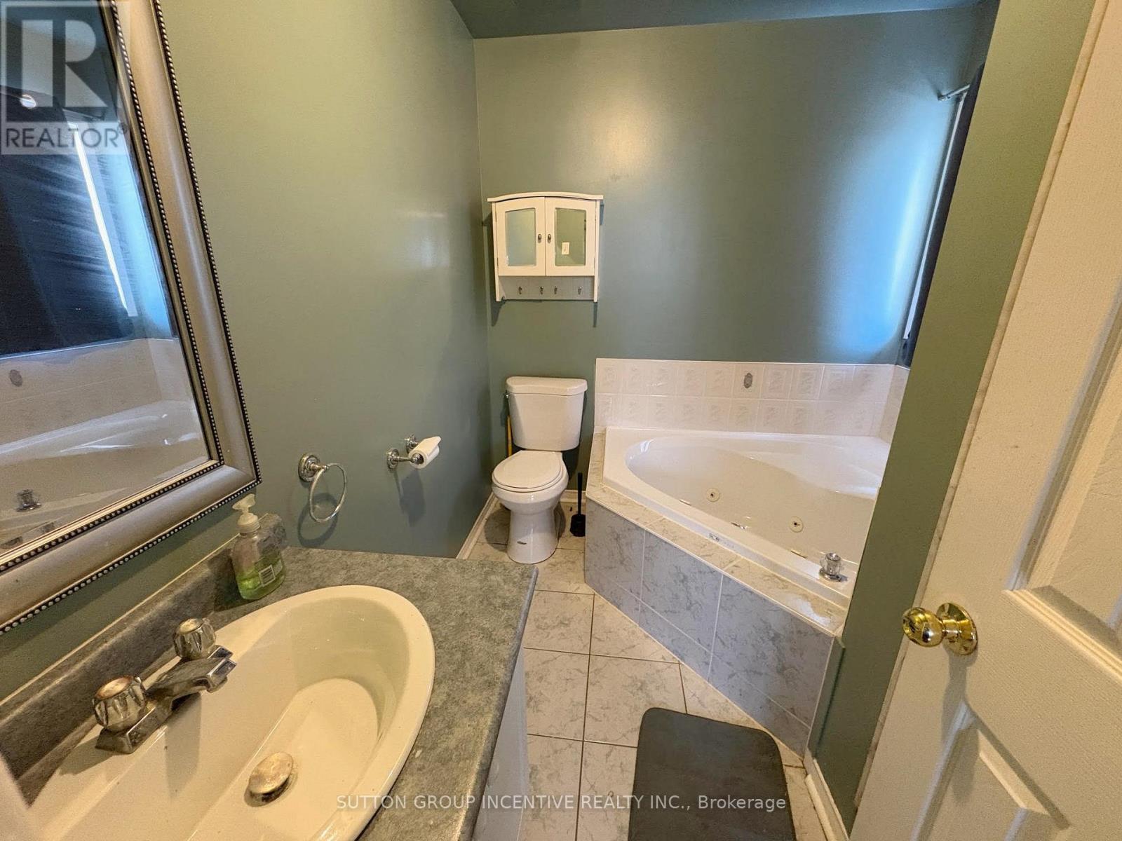 1841 Mill Street, Innisfil, Ontario  L9S 1Z9 - Photo 14 - N12642376