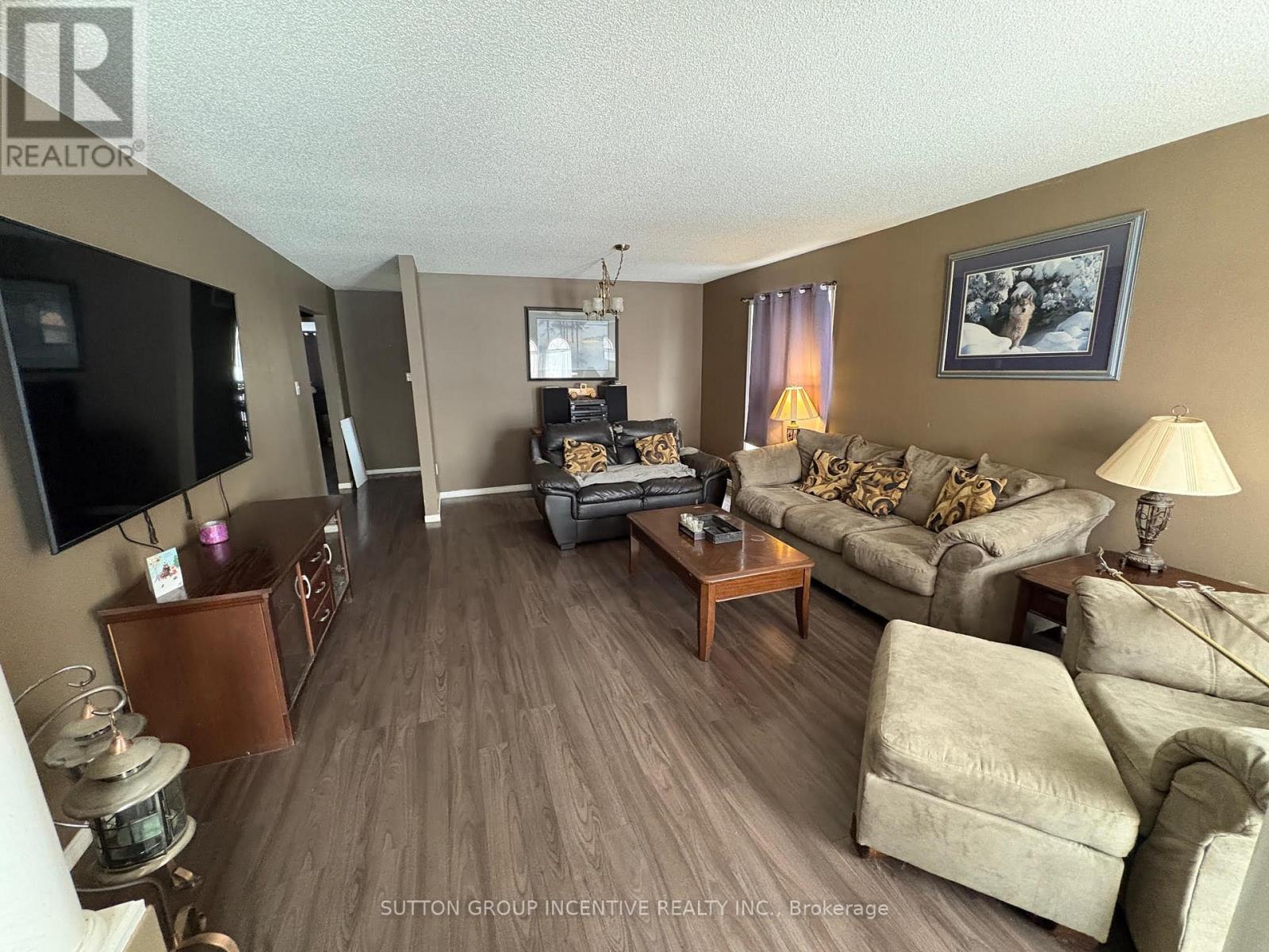 1841 Mill Street, Innisfil, Ontario  L9S 1Z9 - Photo 8 - N12642376