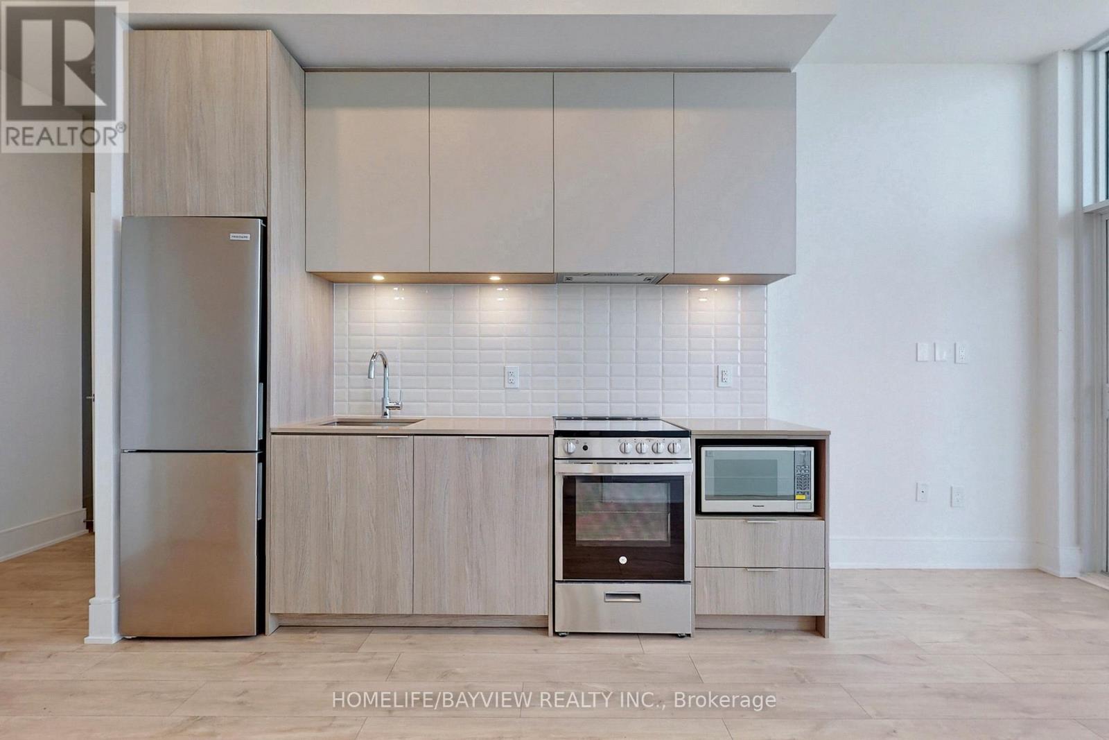 Uph05 - 65 Annie Craig Drive, Toronto, Ontario  M8V 0A8 - Photo 10 - W12642378