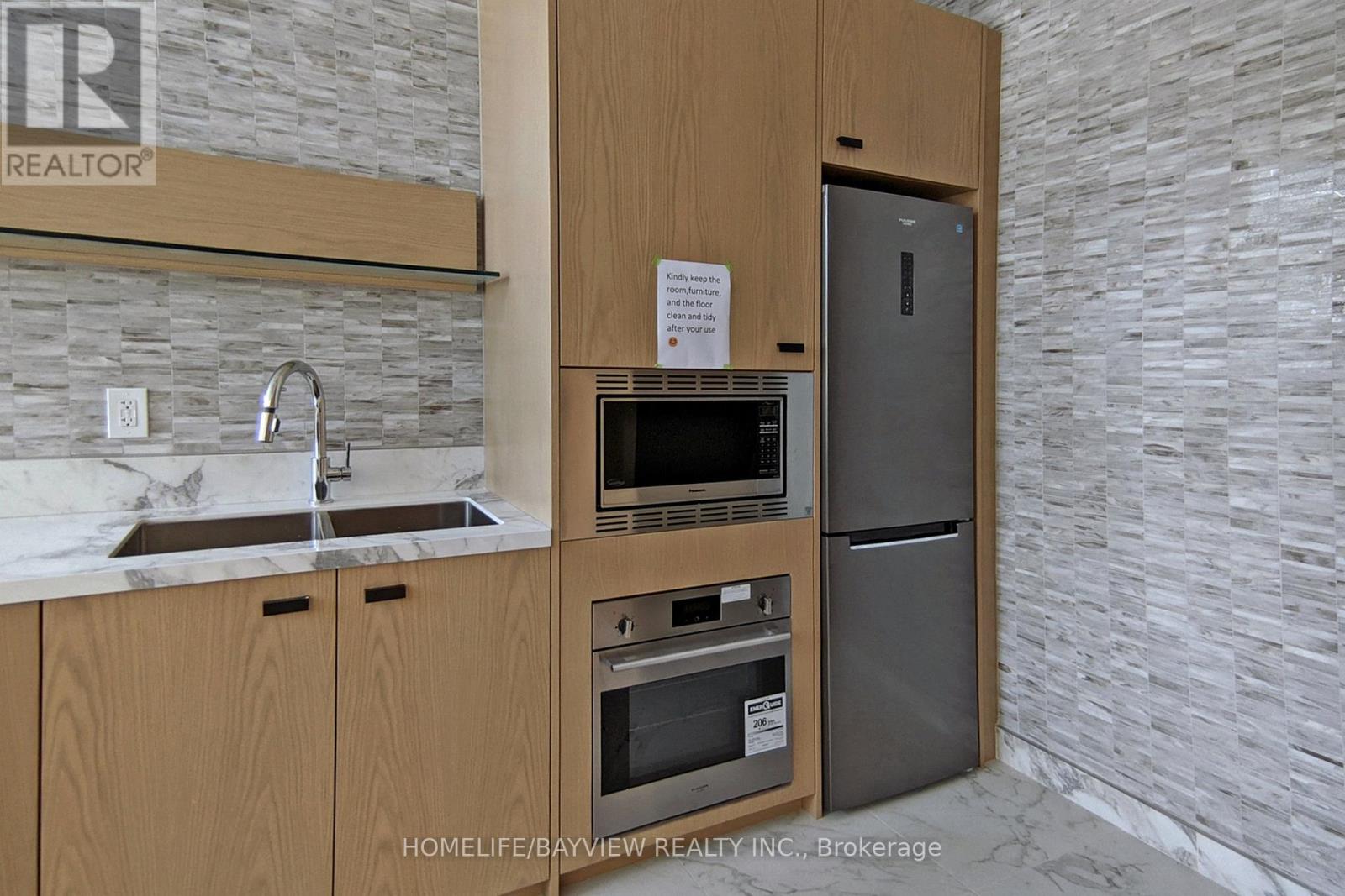 Uph05 - 65 Annie Craig Drive, Toronto, Ontario  M8V 0A8 - Photo 32 - W12642378