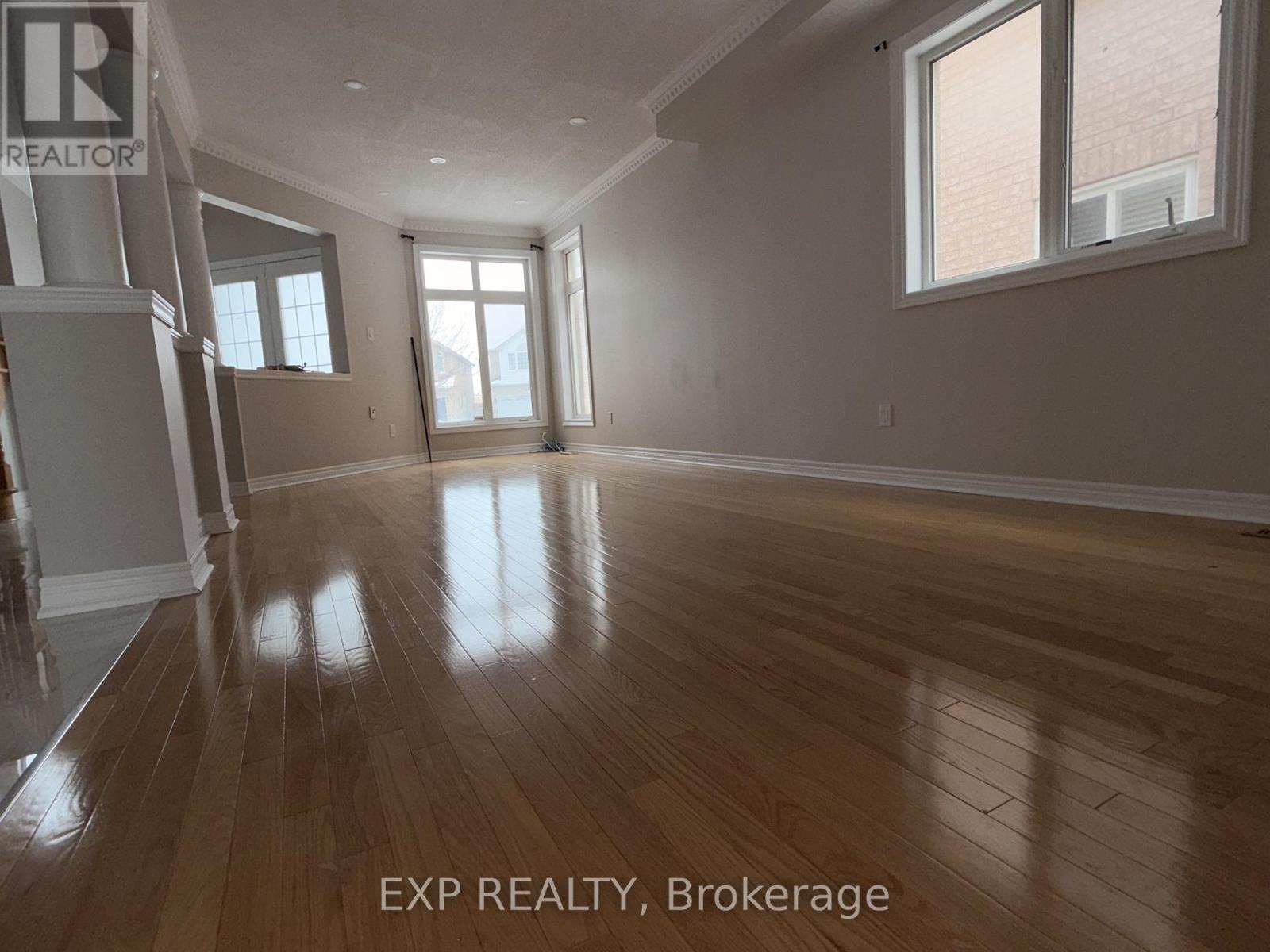 18 Highwood Road, Brampton, Ontario  L6Z 4T7 - Photo 11 - W12642384