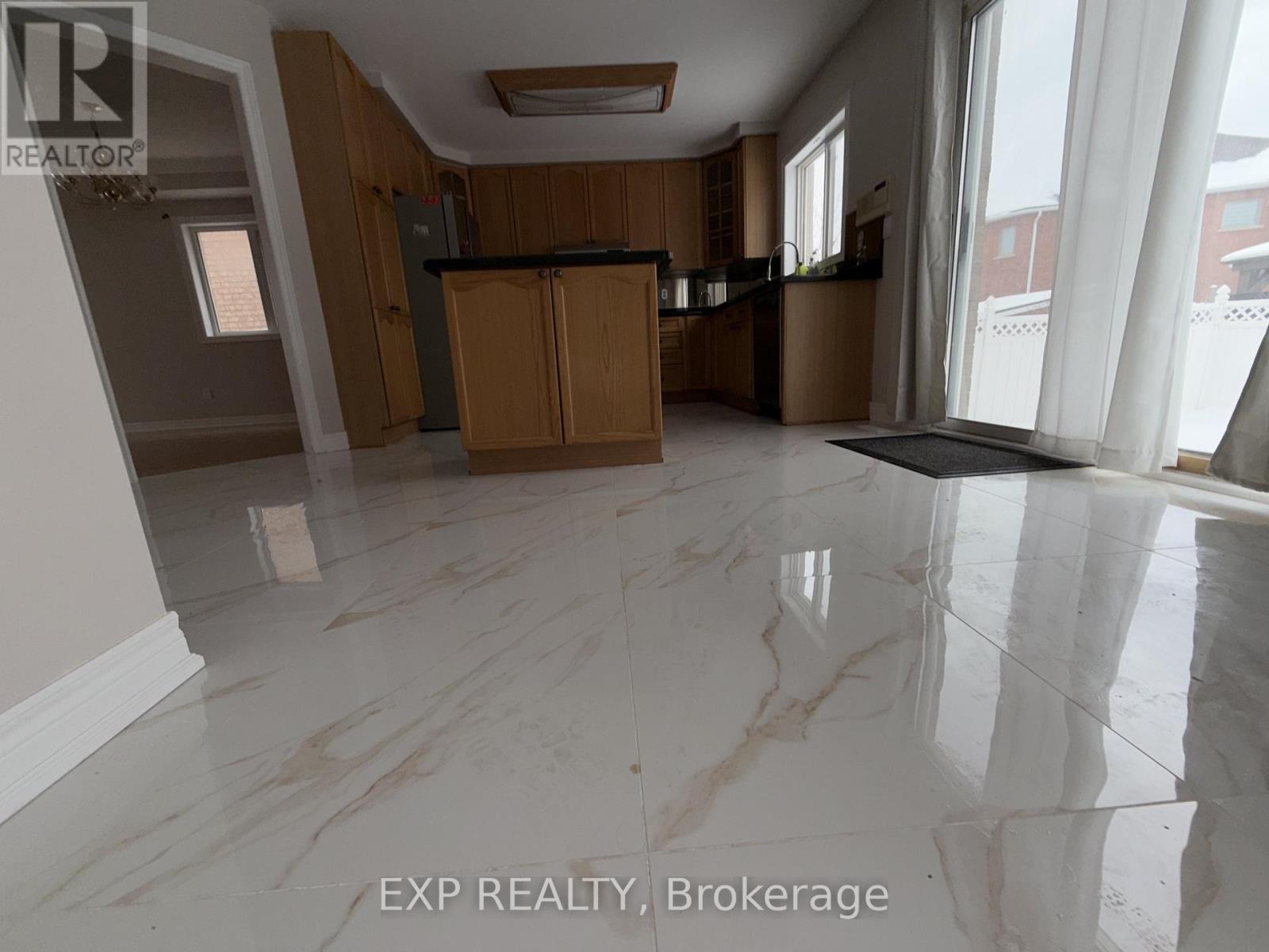 18 Highwood Road, Brampton, Ontario  L6Z 4T7 - Photo 22 - W12642384