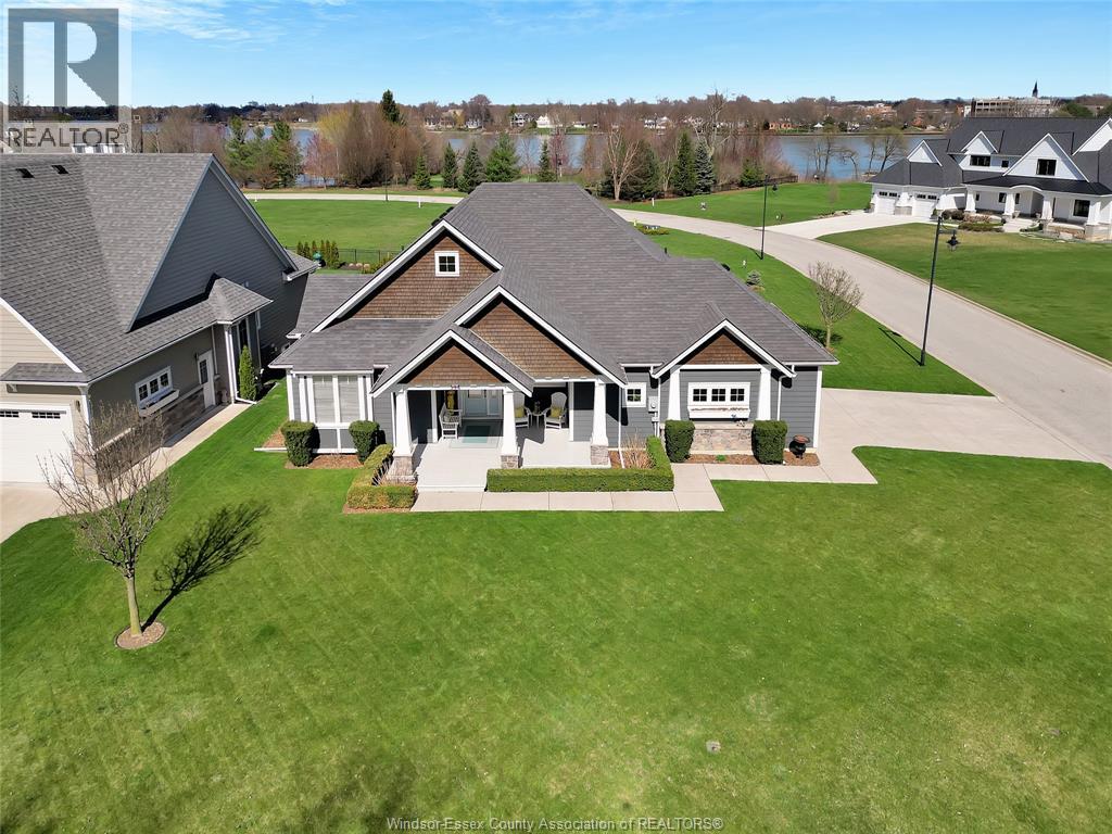 MLS# 25029245: 554 GOLD COAST DRIVE, Amherstburg, Canada