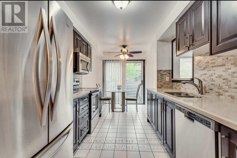 73 - 2550 Thomas Street, Mississauga, Ontario  L5M 5N8 - Photo 3 - W12577464