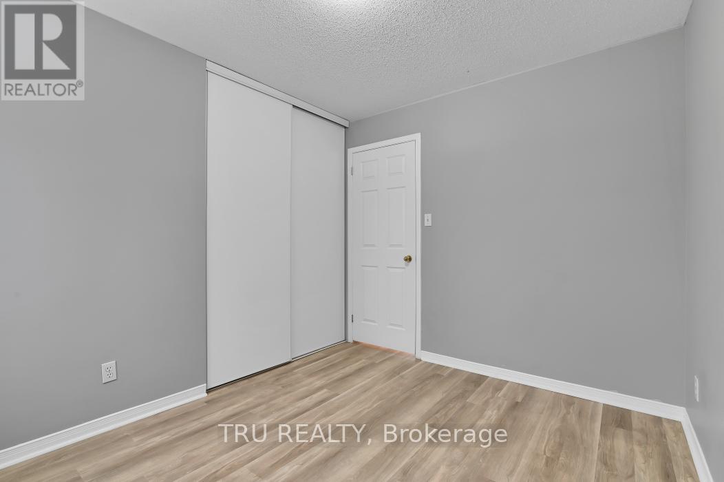 40 Baton Court, Ottawa, Ontario  K2L 4C8 - Photo 28 - X12642402