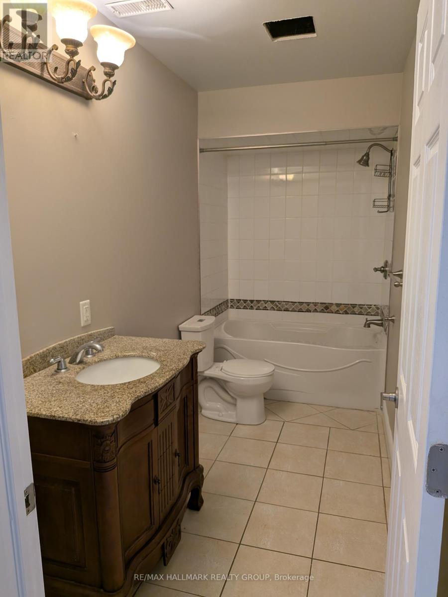 B - 2806 Quinn Road, Ottawa, Ontario  K1T 3V5 - Photo 9 - X12642408