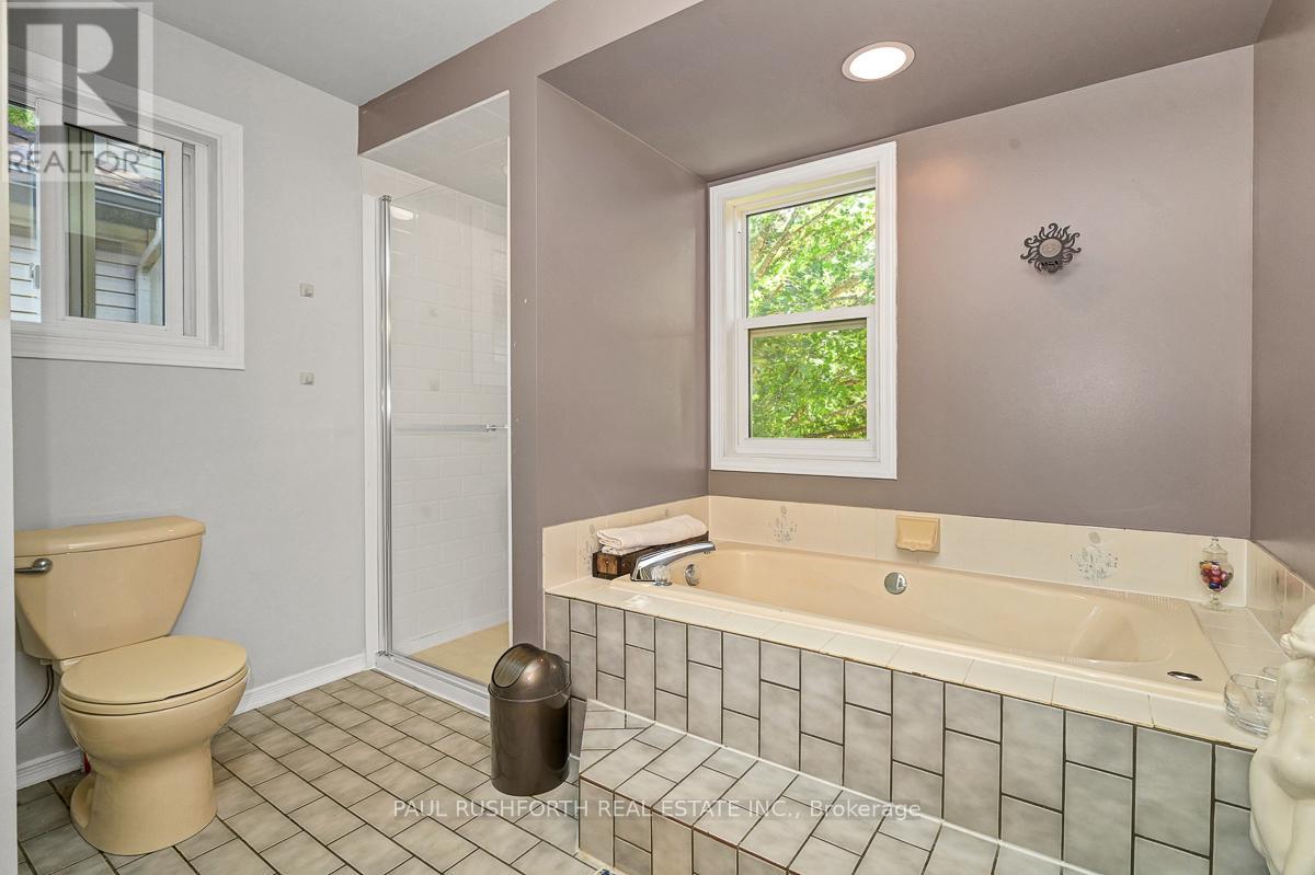 1793 Hunters Run Drive, Ottawa, Ontario  K1C 6X3 - Photo 20 - X12443643