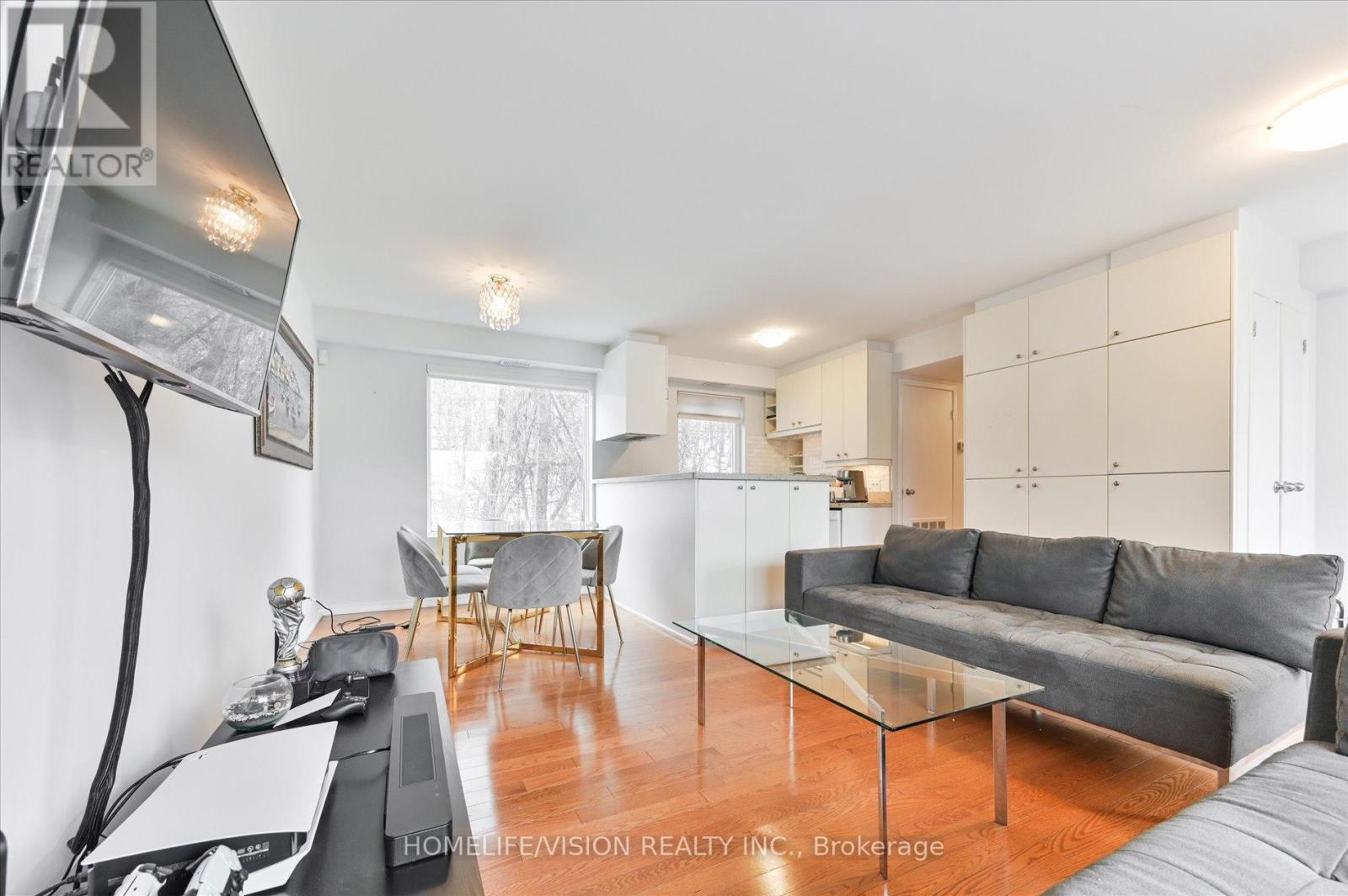 400 Summerhill Avenue, Toronto, Ontario  M4W 2E4 - Photo 17 - C12642416