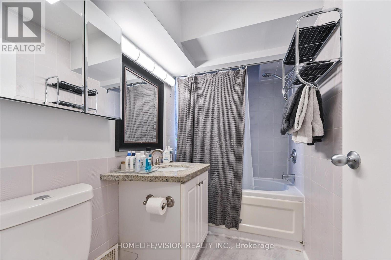 400 Summerhill Avenue, Toronto, Ontario  M4W 2E4 - Photo 23 - C12642416