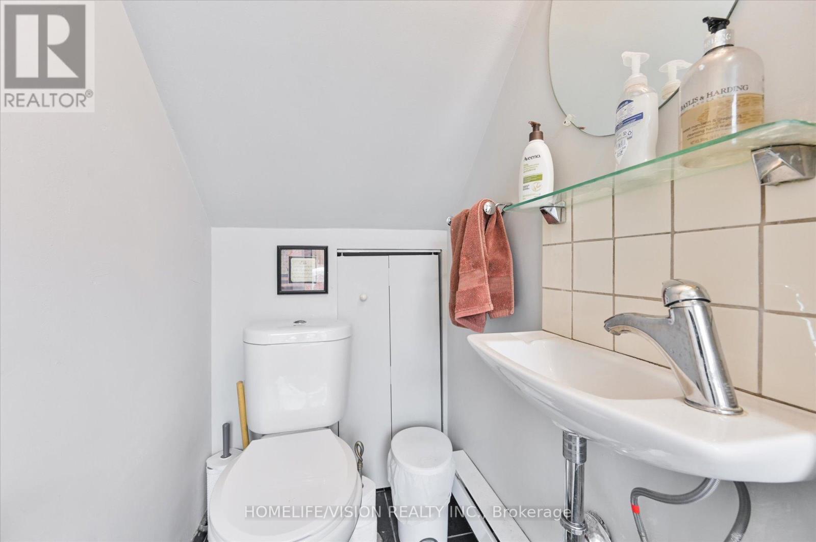 400 Summerhill Avenue, Toronto, Ontario  M4W 2E4 - Photo 48 - C12642422