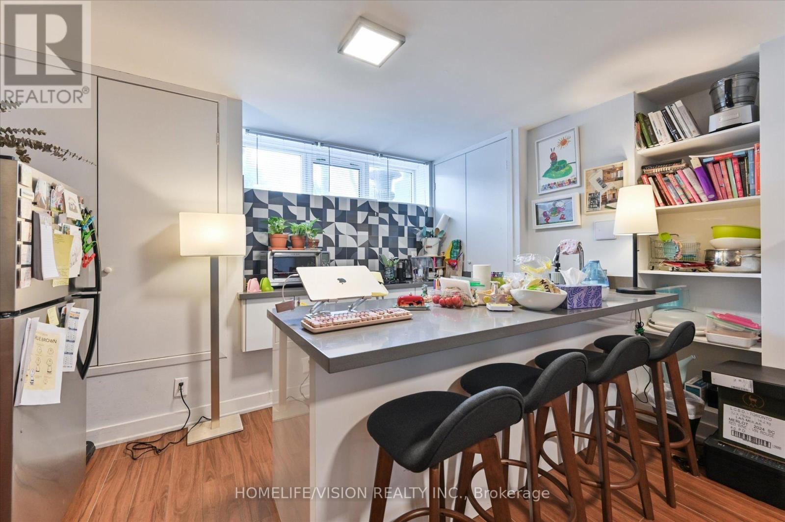 400 Summerhill Avenue, Toronto, Ontario  M4W 2E4 - Photo 5 - C12642422