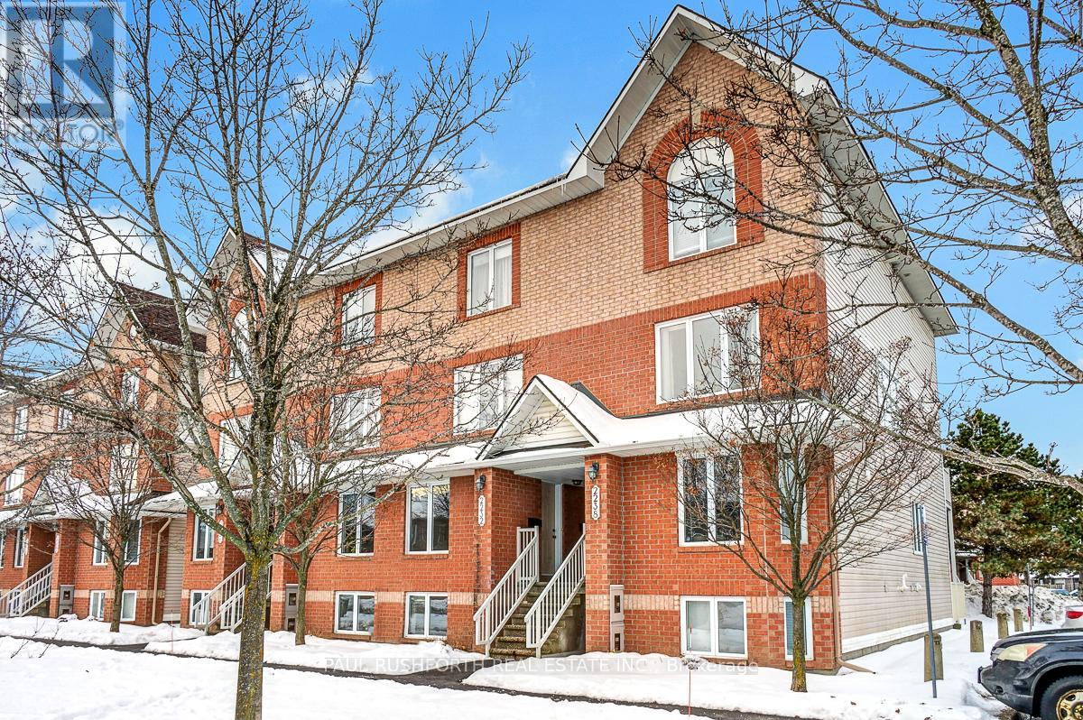 2232 Bois Vert Place, Ottawa, Ontario  K4A 4T7 - Photo 2 - X12243762