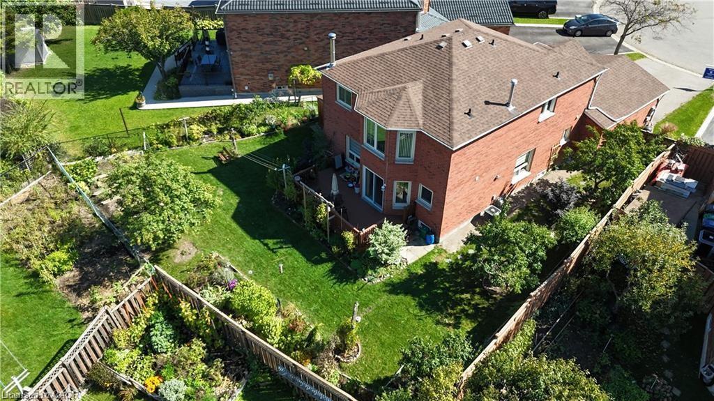 5255 Tagish Court, Mississauga, Ontario  L5R 2N6 - Photo 3 - 40789813