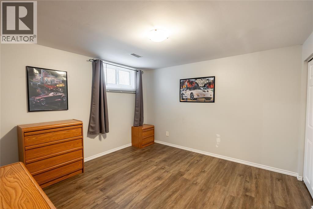 1170 Cathcart Boulevard, Sarnia, Ontario  N7S 2H5 - Photo 32 - 25031857