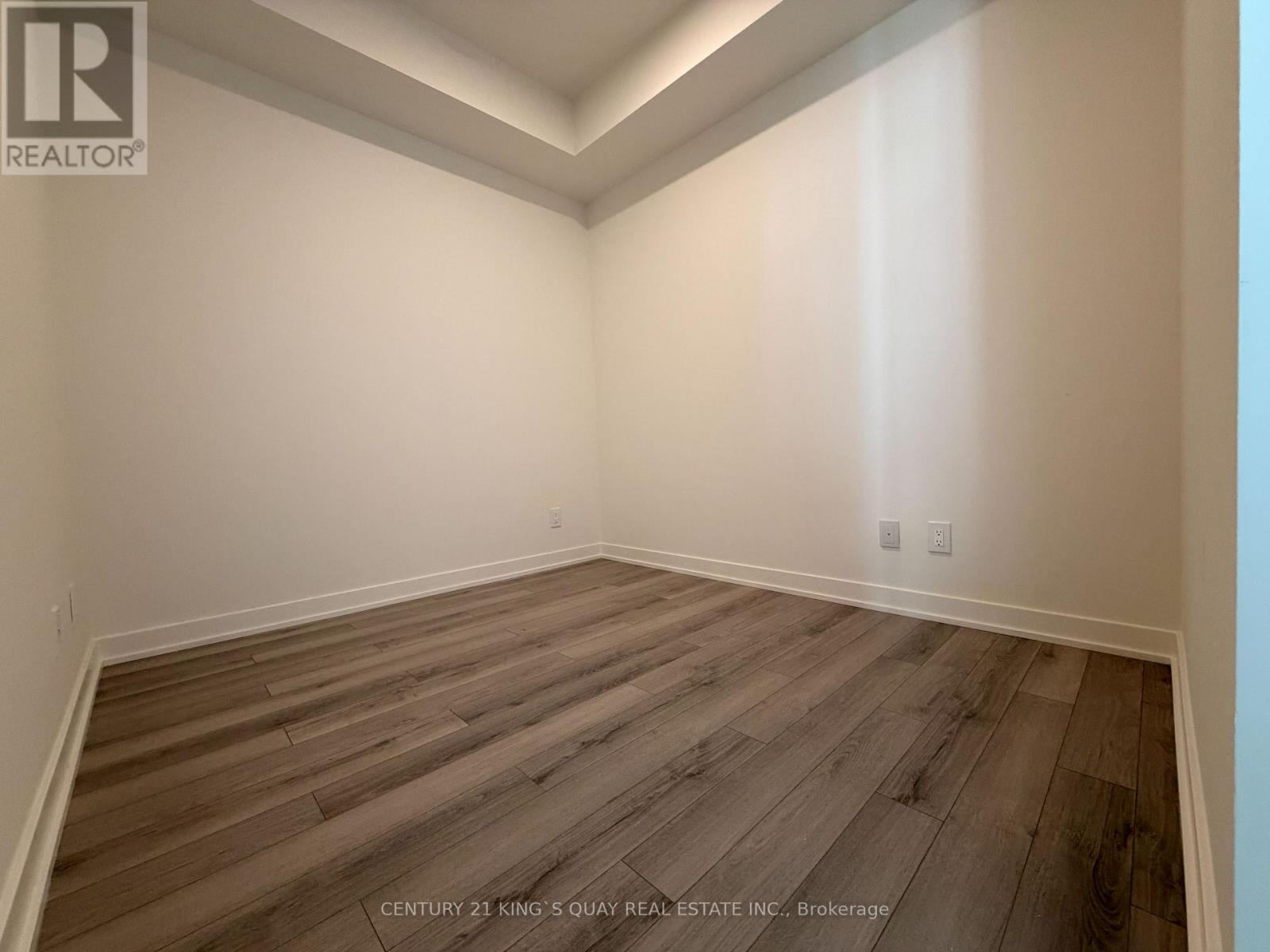 1402 - 3071 Trafalgar Road, Oakville, Ontario  L6H 8C6 - Photo 5 - W12642404