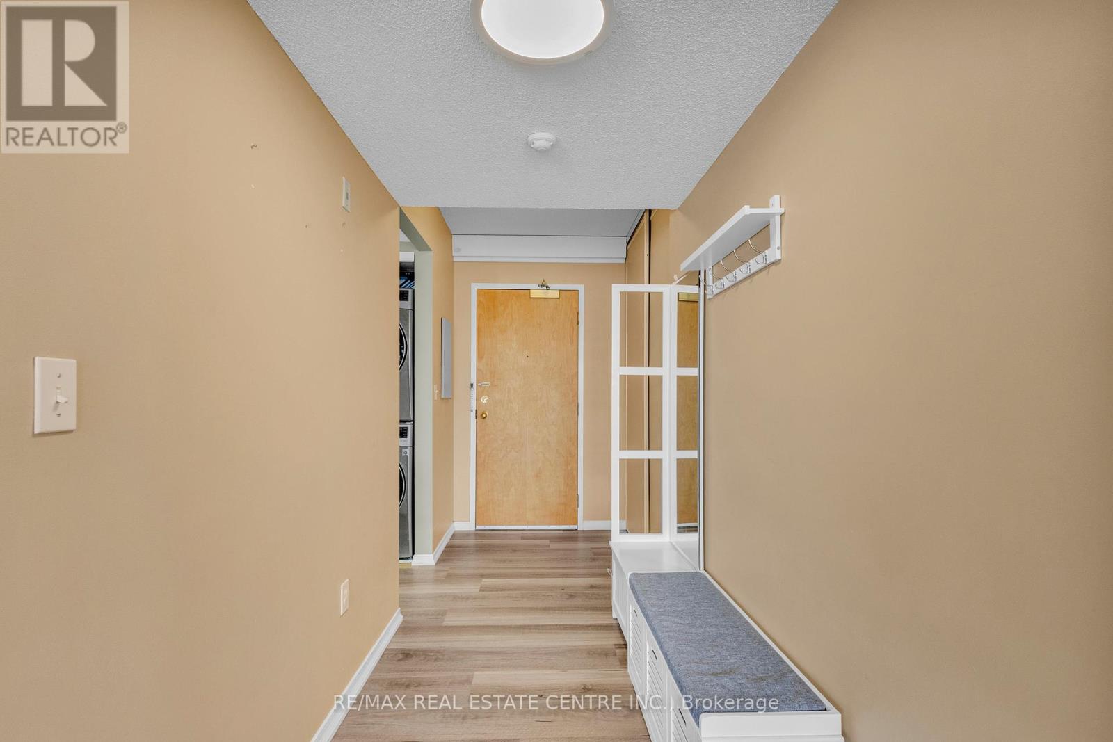 202 - 105 Bagot Street, Guelph, Ontario  N1H 8H4 - Photo 10 - X12642396