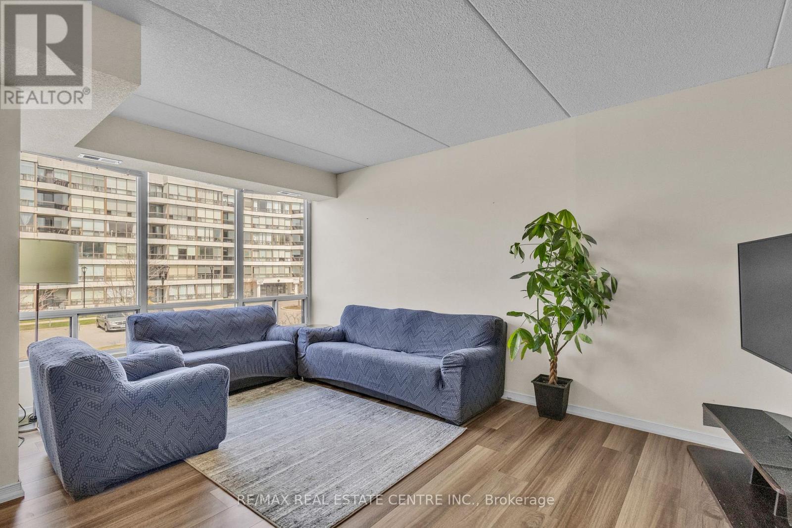 202 - 105 Bagot Street, Guelph, Ontario  N1H 8H4 - Photo 19 - X12642396