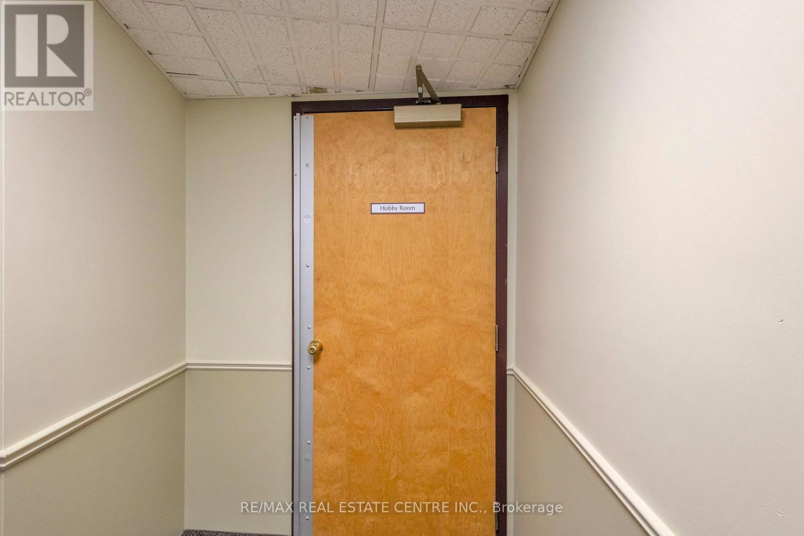 202 - 105 Bagot Street, Guelph, Ontario  N1H 8H4 - Photo 35 - X12642396