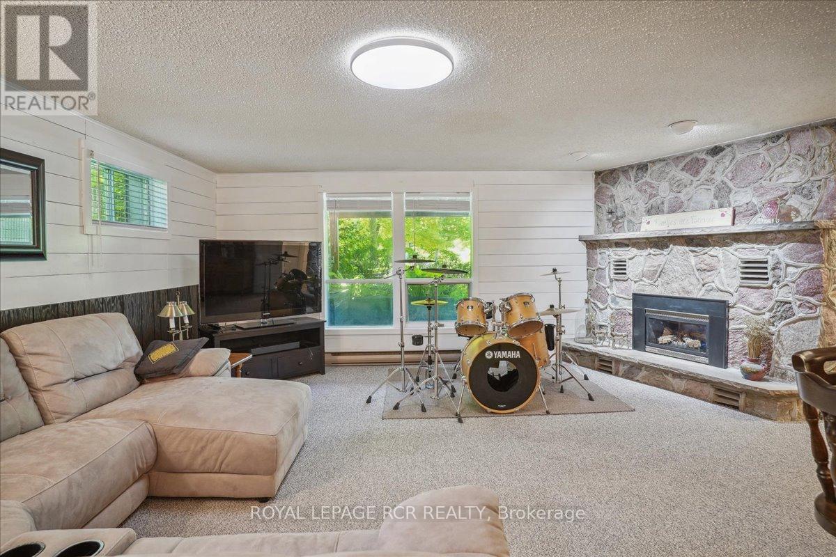 859 Sixth Street N, South Bruce Peninsula, Ontario  N0H 2G0 - Photo 16 - X12642400