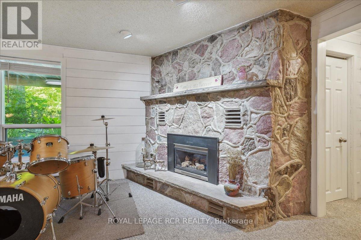 859 Sixth Street N, South Bruce Peninsula, Ontario  N0H 2G0 - Photo 17 - X12642400