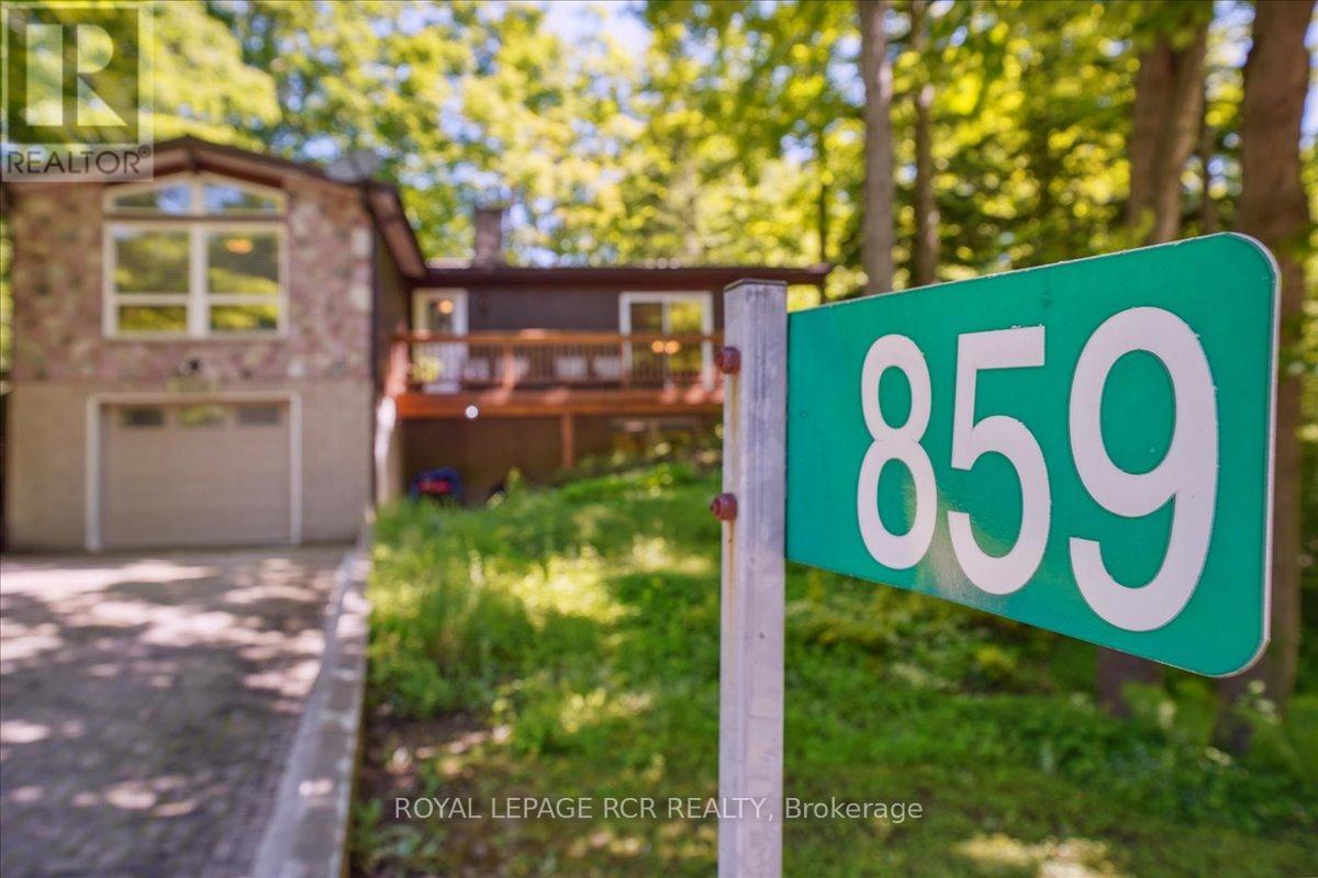 859 Sixth Street N, South Bruce Peninsula, Ontario  N0H 2G0 - Photo 2 - X12642400