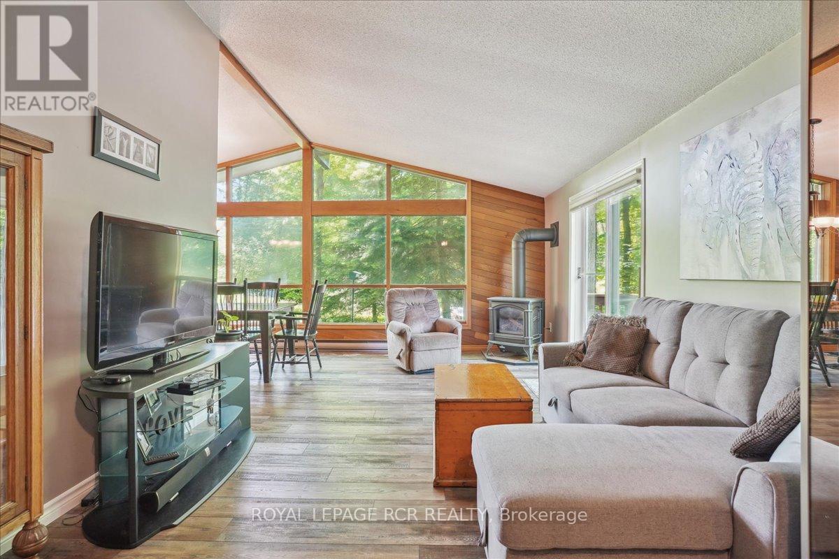 859 Sixth Street N, South Bruce Peninsula, Ontario  N0H 2G0 - Photo 9 - X12642400