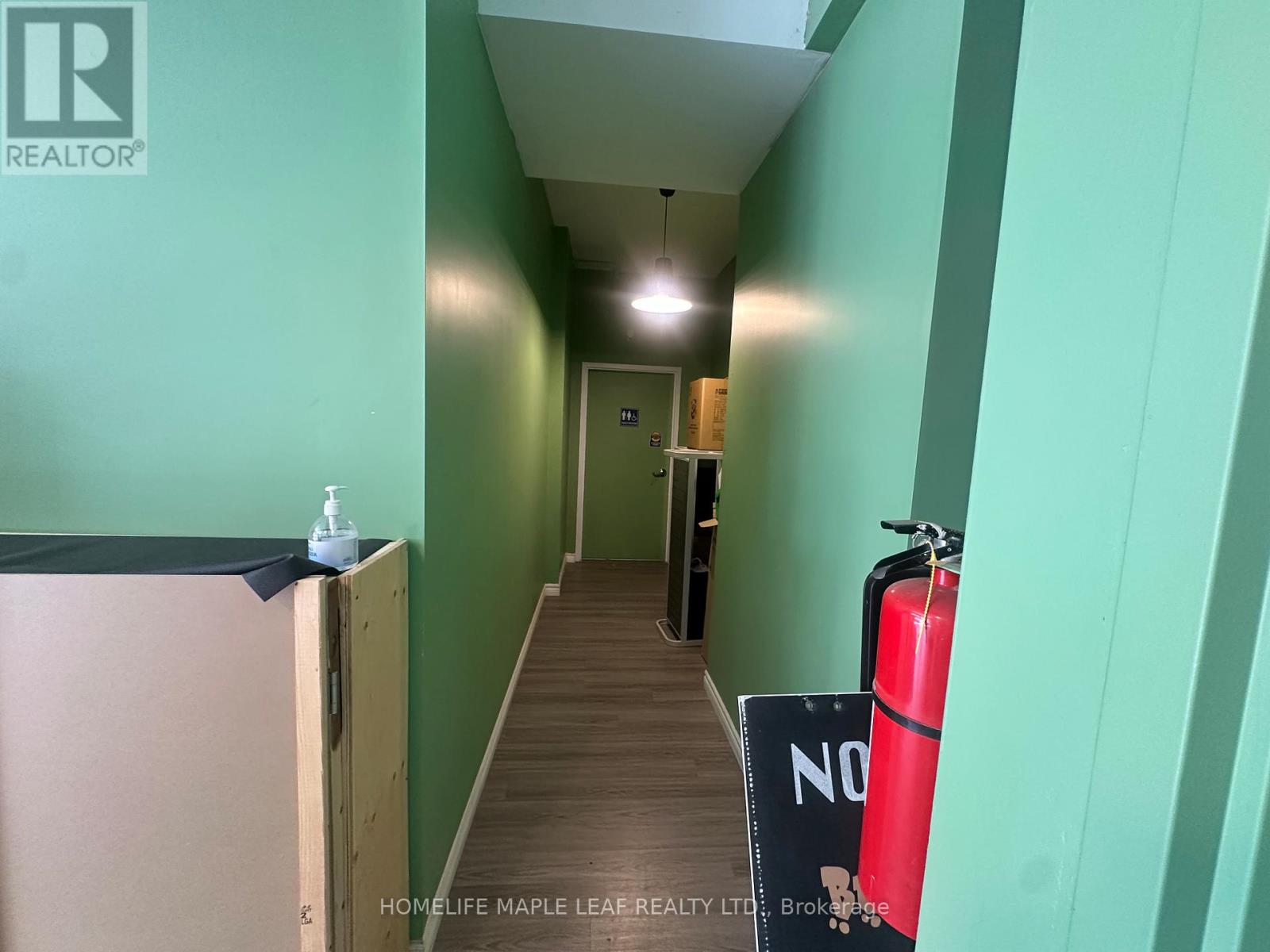 257 Dundas Street, Woodstock, Ontario  N4S 1A9 - Photo 12 - X12642414