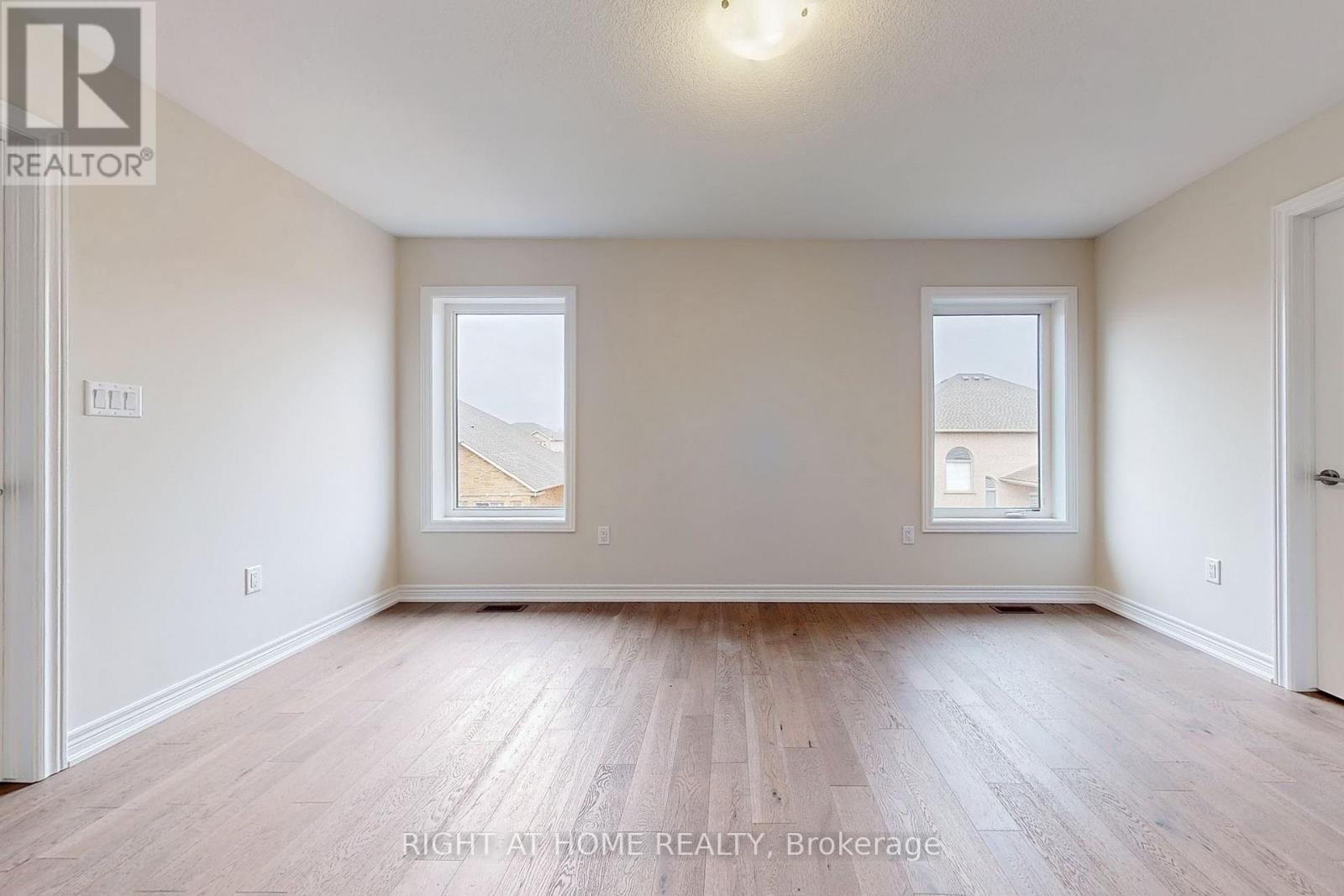 91 Starfire Crescent, Hamilton, Ontario  L8E 0K9 - Photo 17 - X12642418