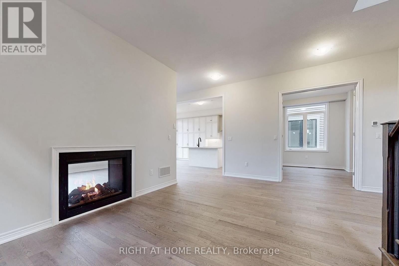 91 Starfire Crescent, Hamilton, Ontario  L8E 0K9 - Photo 4 - X12642418