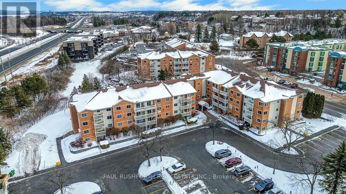314 - 325 CENTRUM BOULEVARD, Ottawa, Ontario