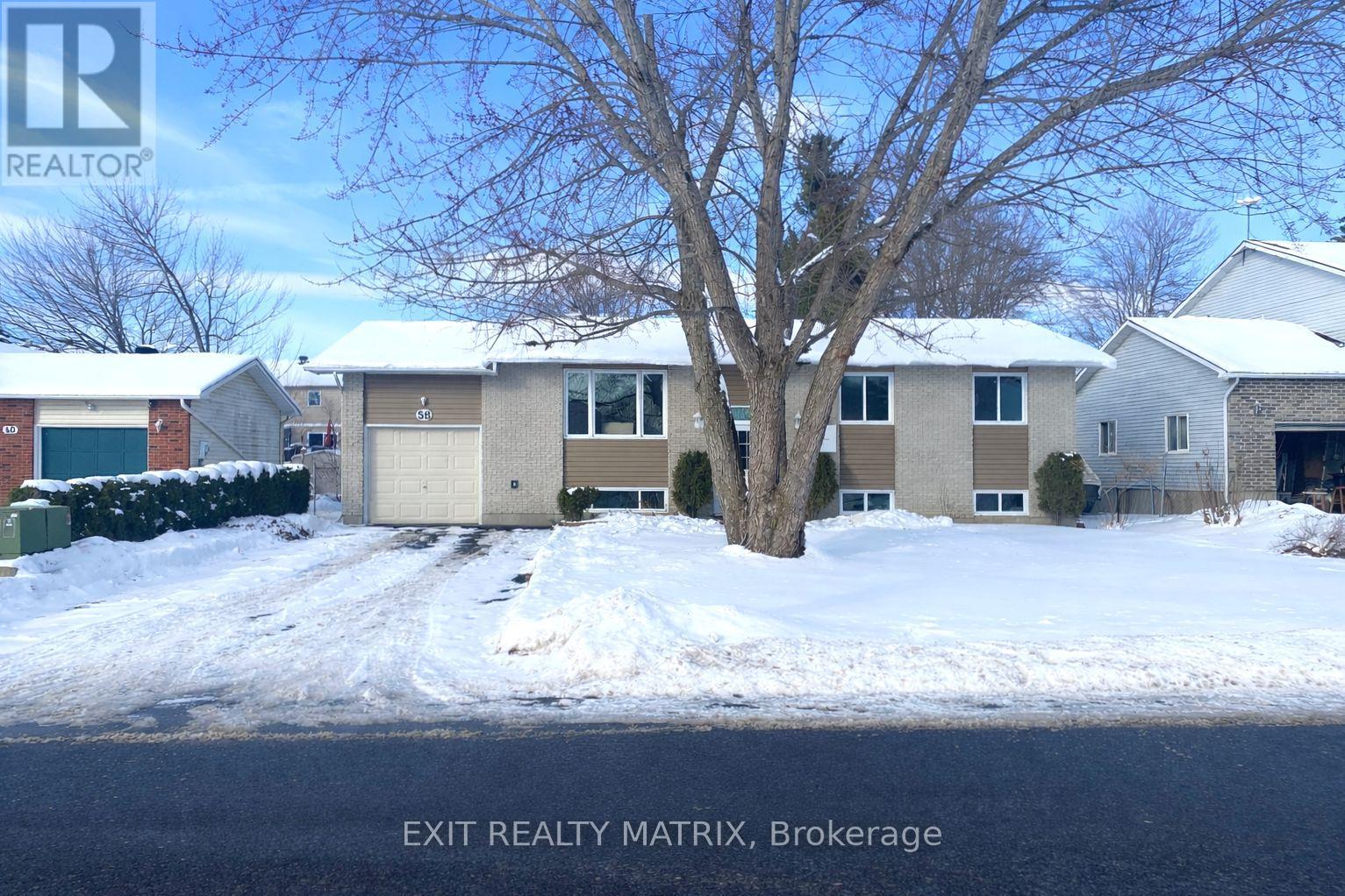 58 CASTLEBEAU STREET, Russell, Ontario