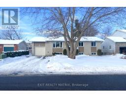 58 CASTLEBEAU STREET, Russell, Ontario